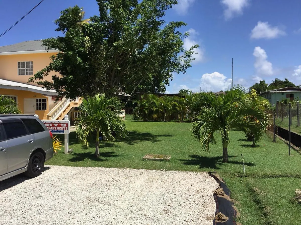 Pinky'S Holiday Apartments Canaan