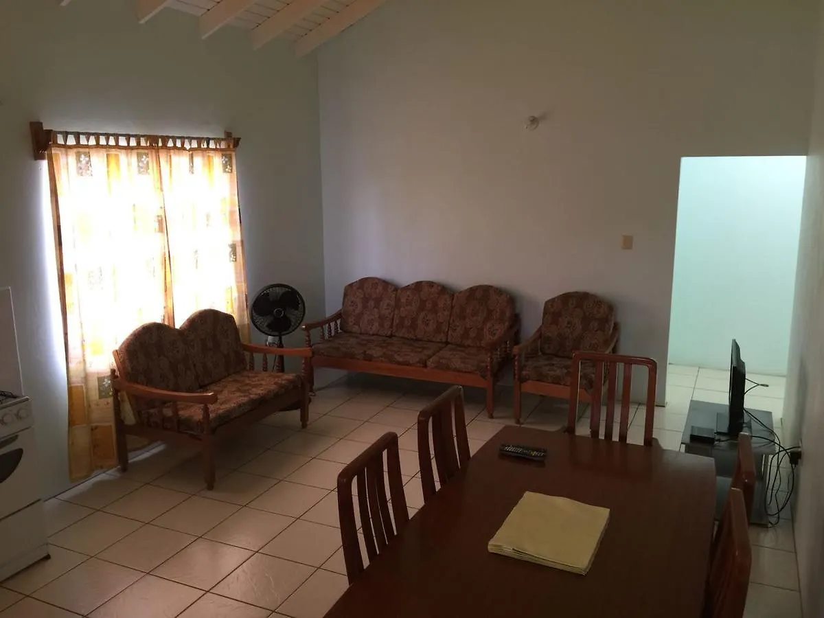 Pinky'S Holiday Apartments Canaan 0*,